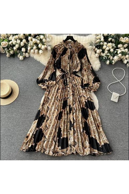 ملابس نسائية صيفية فستان