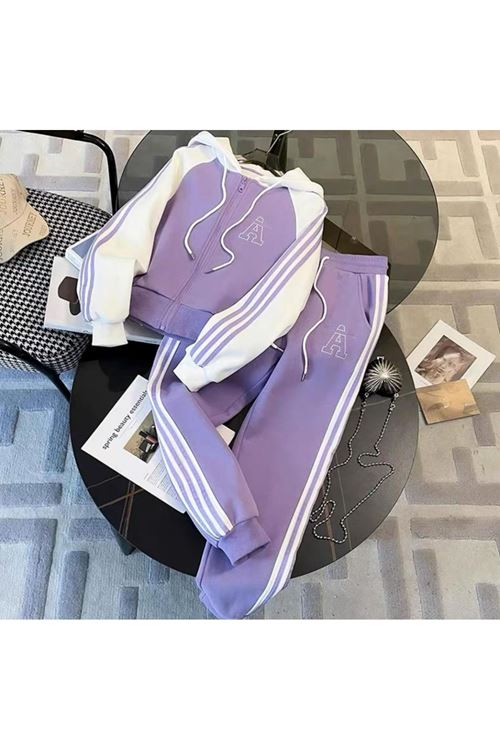 ملابس نسائية شتوية تراك