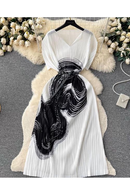 ملابس نسائية صيفية فستان