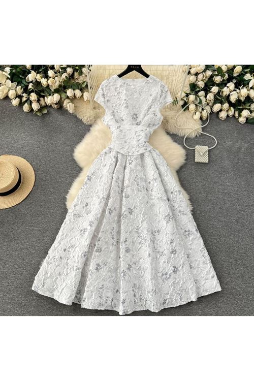 ملابس نسائية صيفية فستان