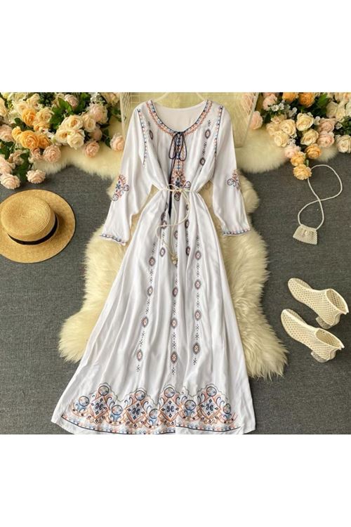 ملابس نسائية صيفية فستان
