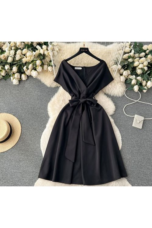 ملابس نسائية صيفية فستان 