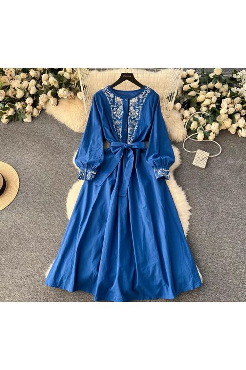 ملابس نسائية صيفية فستان