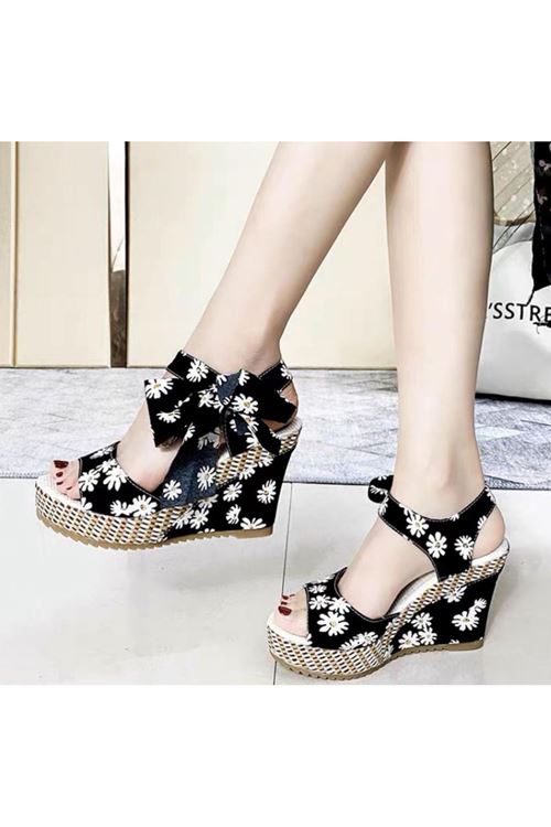 أحذية نسائية صيفيّة حذاء كعب