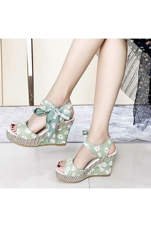 أحذية نسائية صيفيّة حذاء كعب