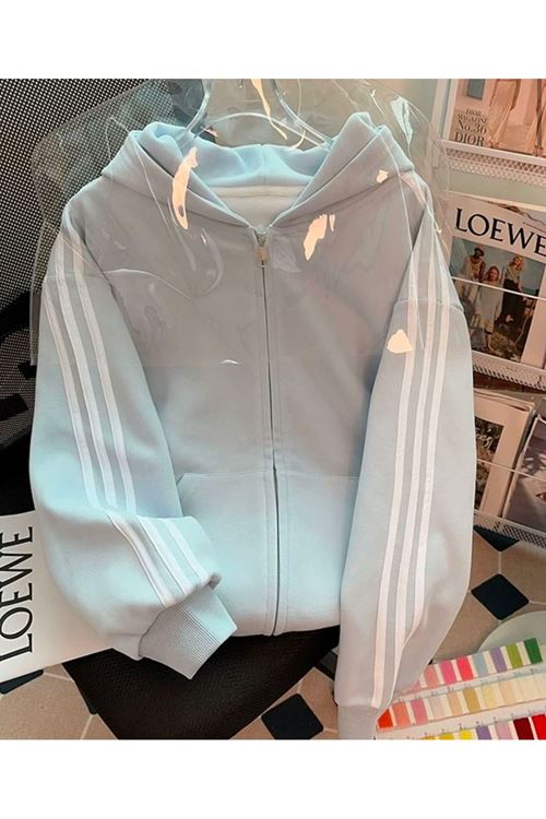 ملابس نسائية شتوية جاكيت 