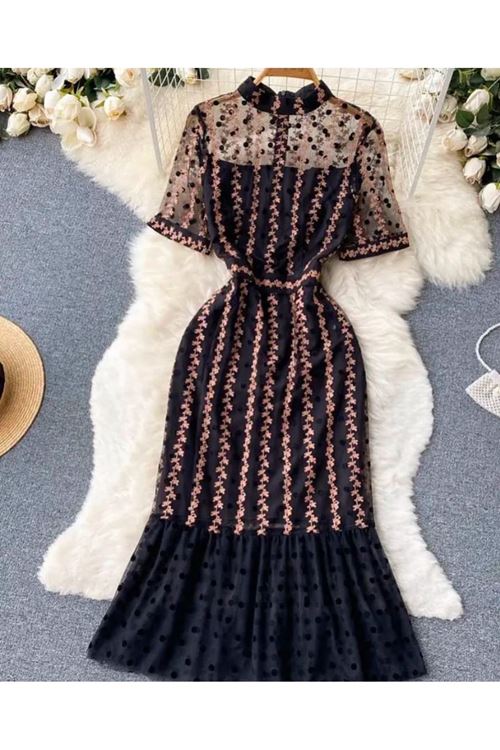 ملابس نسائية صيفية فستان 