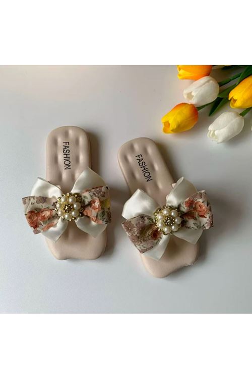 احذية طفل بنت شحاتة