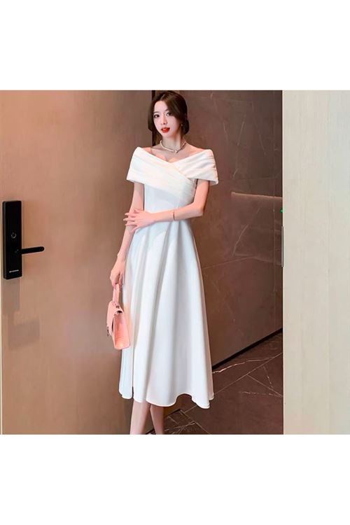 ملابس نسائية صيفية فستان 