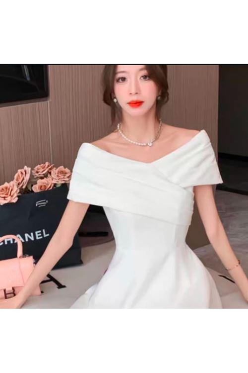 ملابس نسائية صيفية فستان 