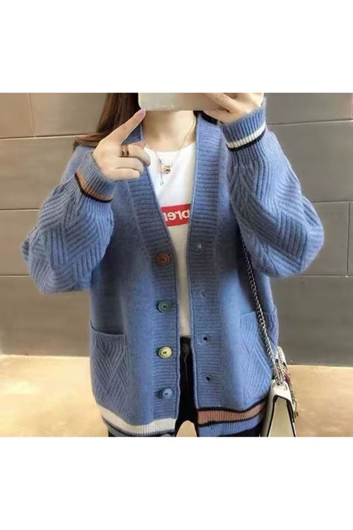 ملابس نسائية شتوية جاكيت