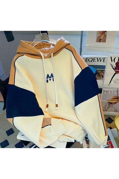 ملابس نسائية شتوية هودي 