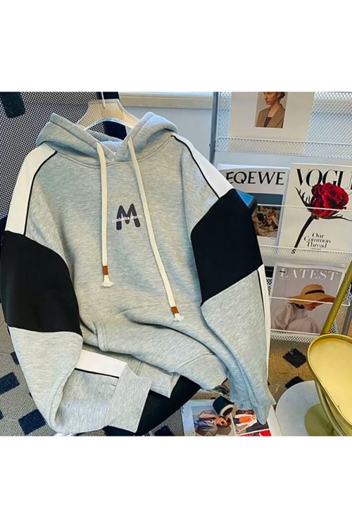 ملابس نسائية شتوية هودي 