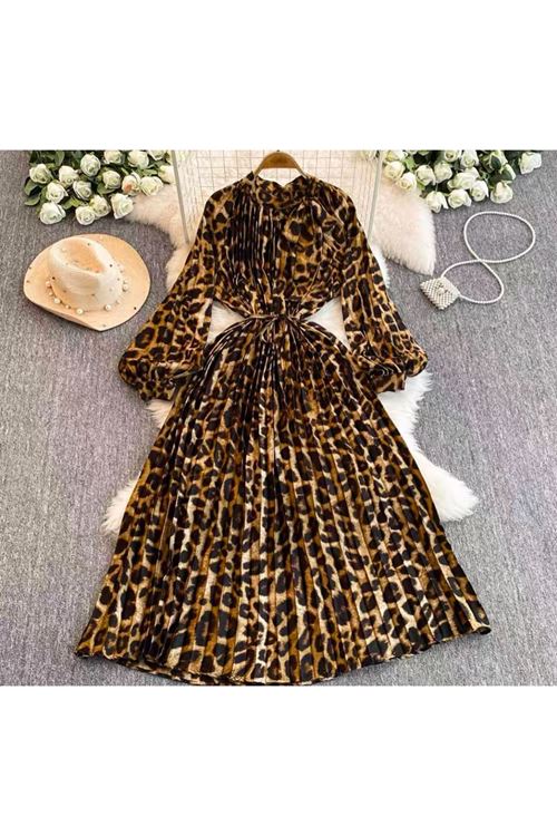 ملابس نسائية صيفية فستان 