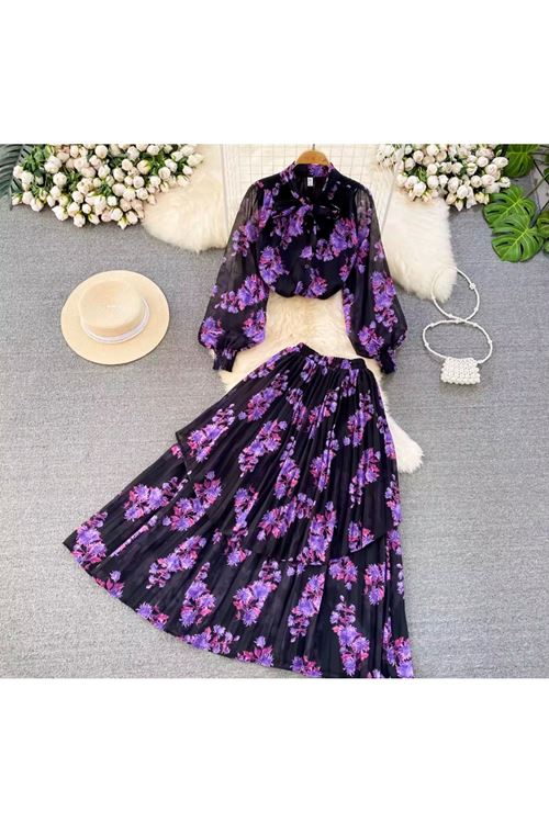 ملابس نسائية صيفية تنورة وقميص 