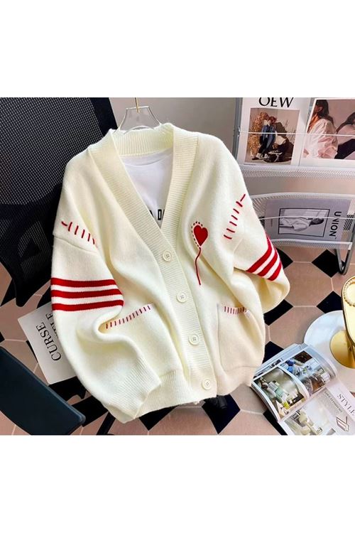 ملابس نسائية شتوية سترة صوف