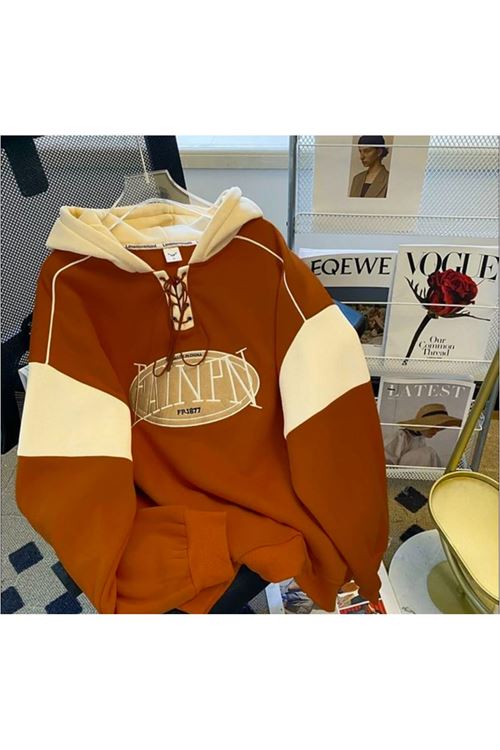 ملابس نسائية شتوية هودي