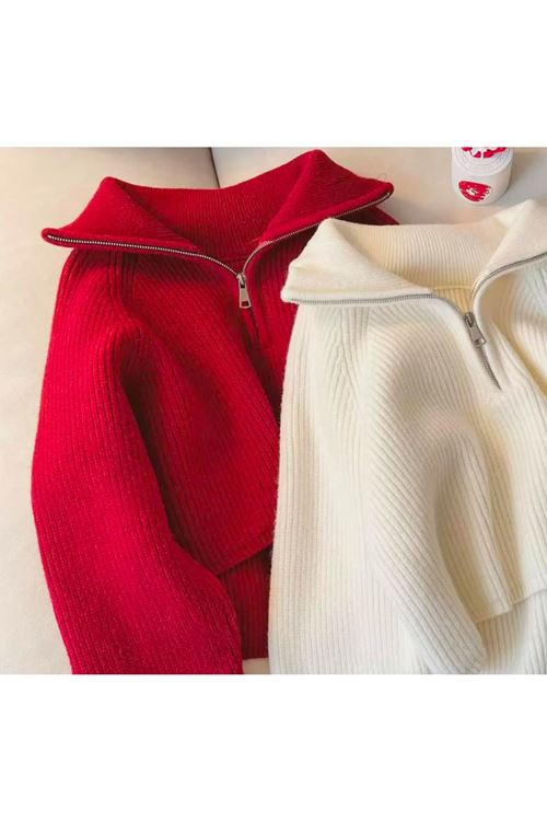 ملابس نسائية شتوية بلوز