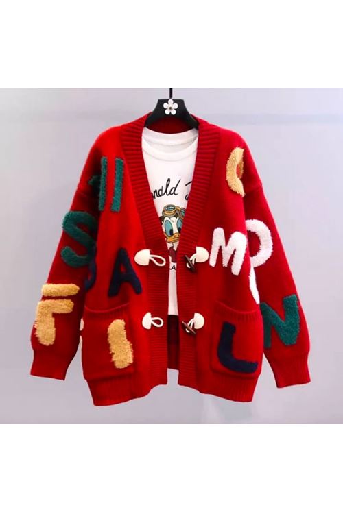 ملابس نسائية شتوية سترة صوف 