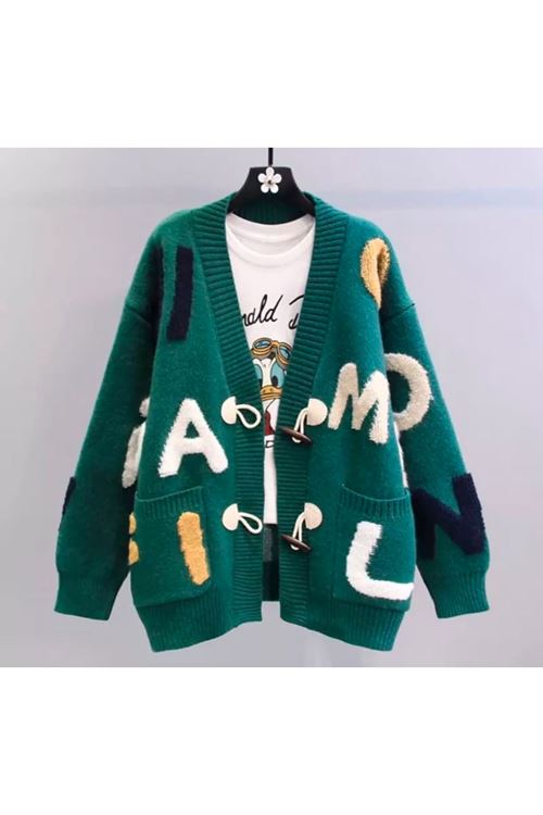 ملابس نسائية شتوية سترة صوف 