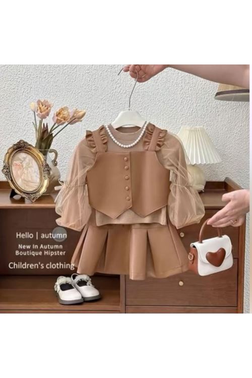 طفل بنت صيفية قاط