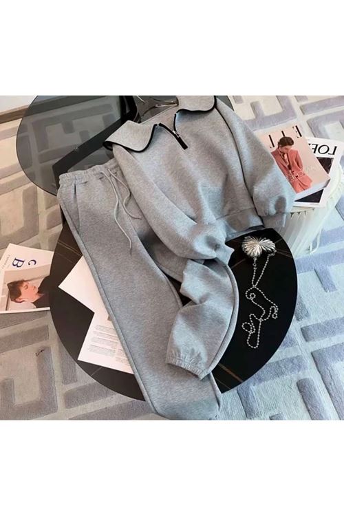 ملابس نسائية شتوية تراك