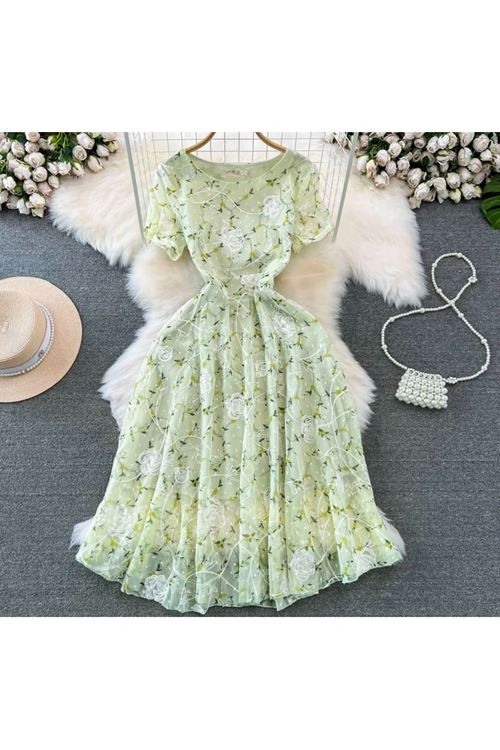 ملابس نسائية صيفية فستان 