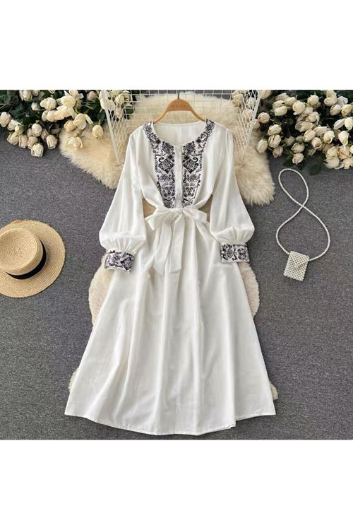 ملابس نسائية صيفية فستان