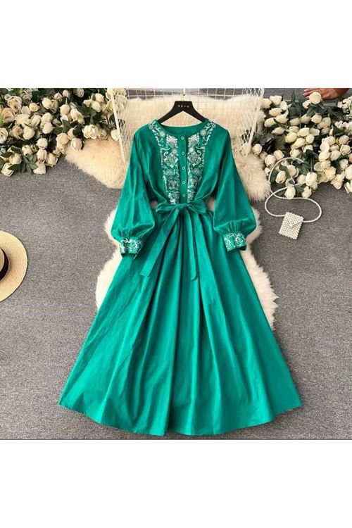 ملابس نسائية صيفية فستان