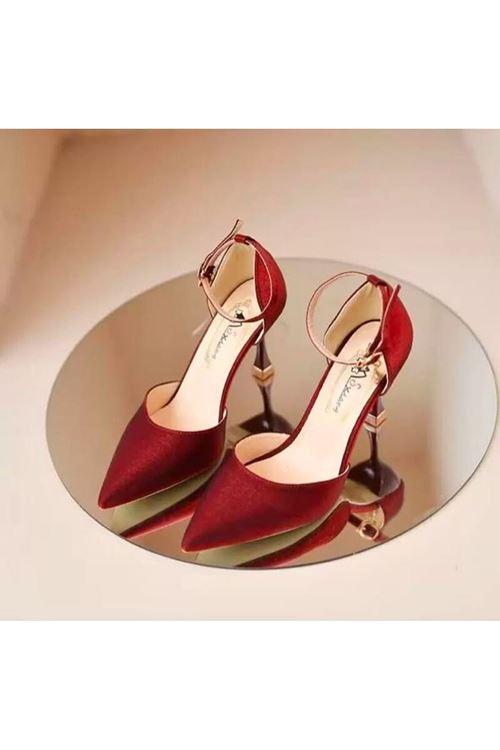 أحذية نسائية صيفية كعب