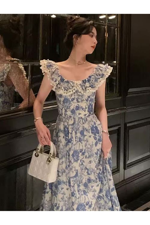 ملابس نسائية صيفية فستان 