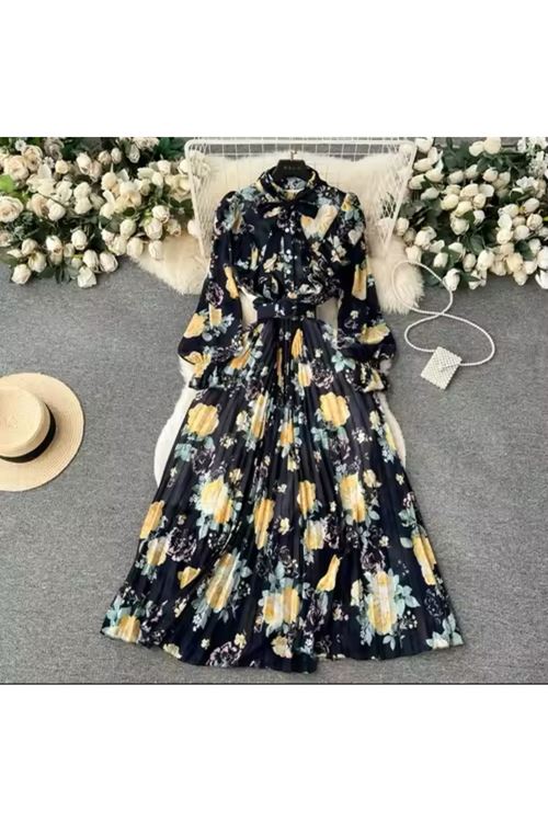 ملابس نسائية صيفية فستان