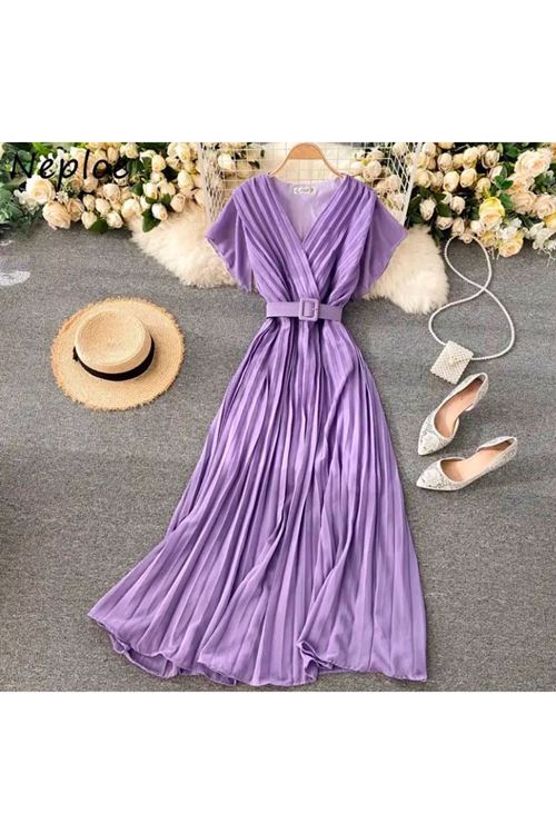 ملابس نسائية صيفية فستان