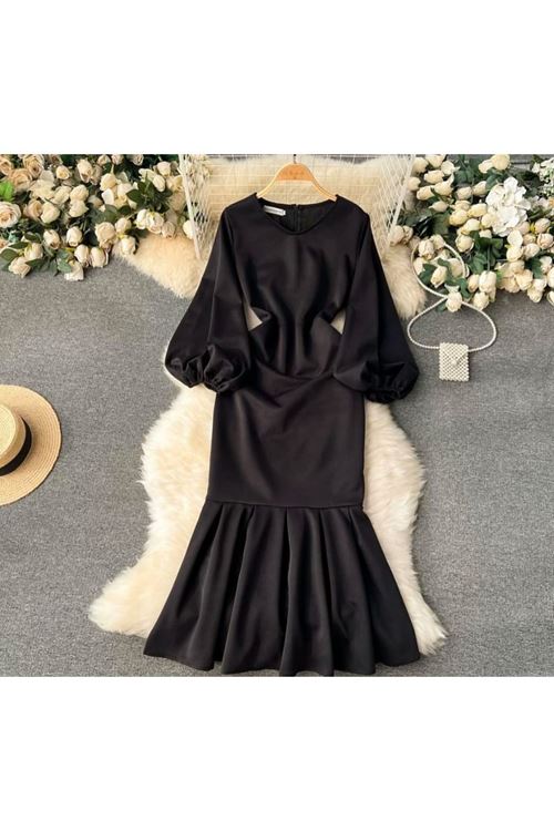 ملابس نسائية صيفية فستان  