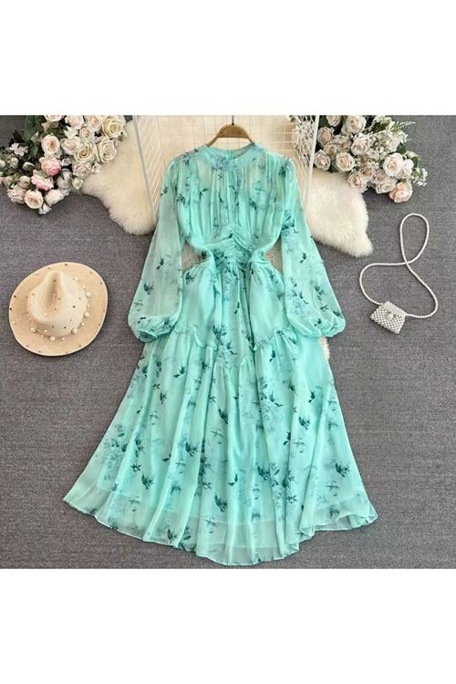 ملابس نسائية صيفية فستان  