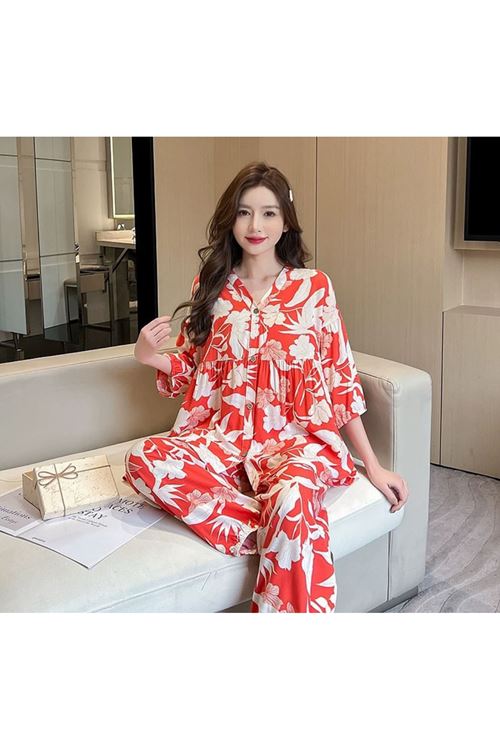 ملابس نسائية صيفية تراك