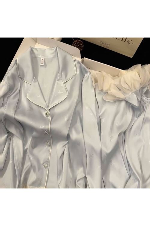 ملابس نسائية صيفية تراك