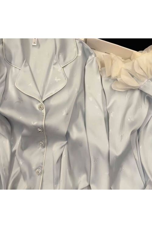 ملابس نسائية صيفية تراك