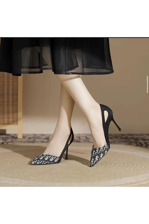 أحذيه نسائيه صيفية كعب