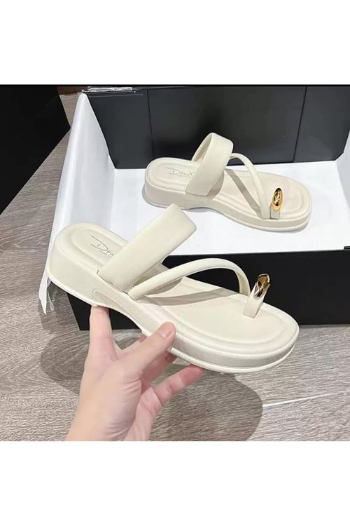 أحذية نسائية صيفية شحاتة