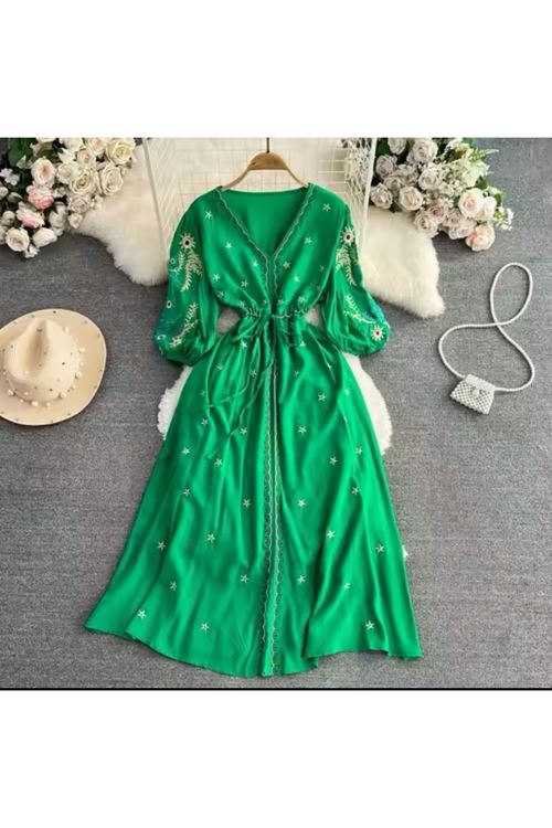 ملابس نسائية صيفية فستان 