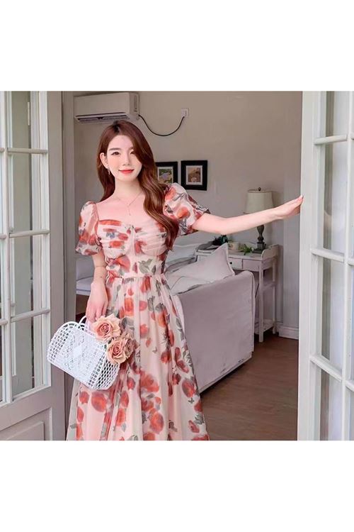 ملابس نسائية صيفية فستان  