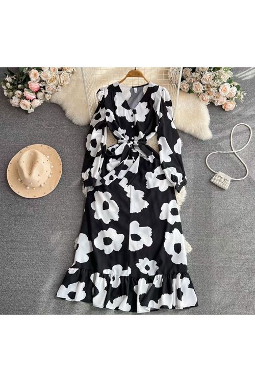 ملابس نسائية صيفية فستان  