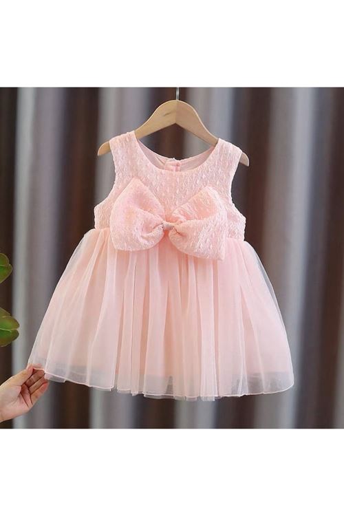 طفل بنت صيفية فستان