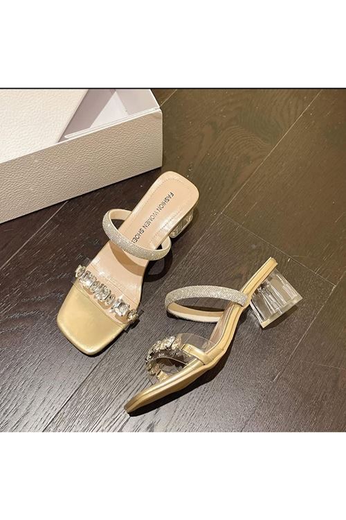 أحذية نسائية صيفية شحاتة