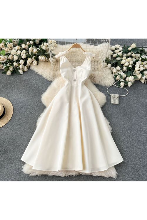 ملابس نسائية صيفية فستان 