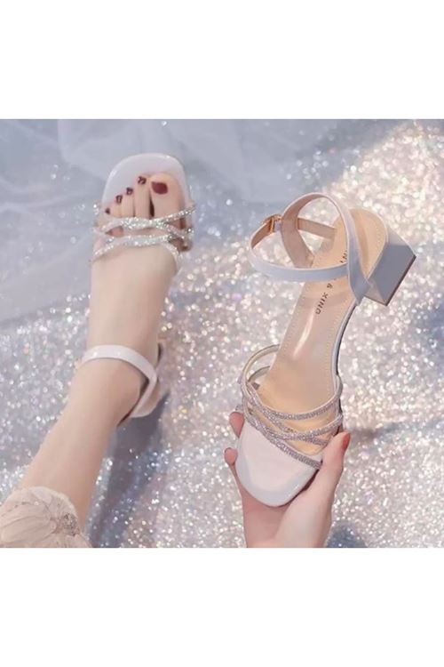 أحذية نسائية صيفية كعب