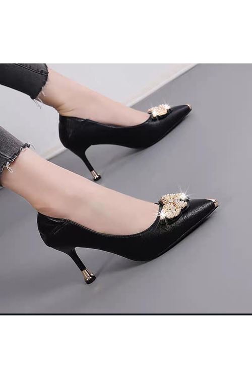 أحذية نسائية صيفية كعب