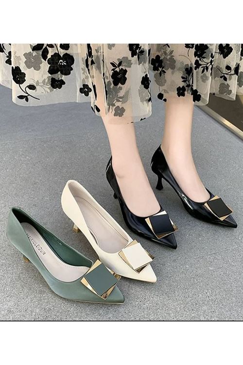 أحذية نسائية صيفية كعب