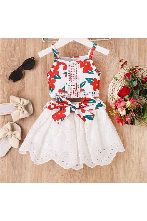 طفل بنت صيفية تنورة وقميص  